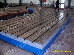 铸铁焊接平台-焊接铸铁平台